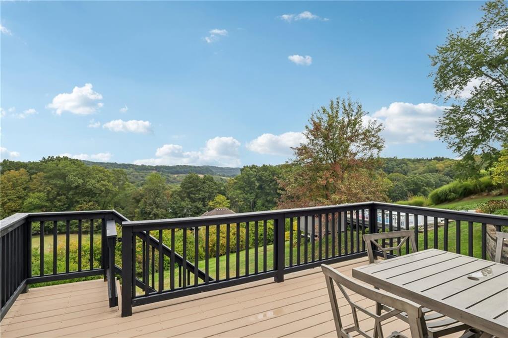 674 Meadowbrook Road Trafford, PA 15085 - Photo 27 of 46 Gallery Image 27