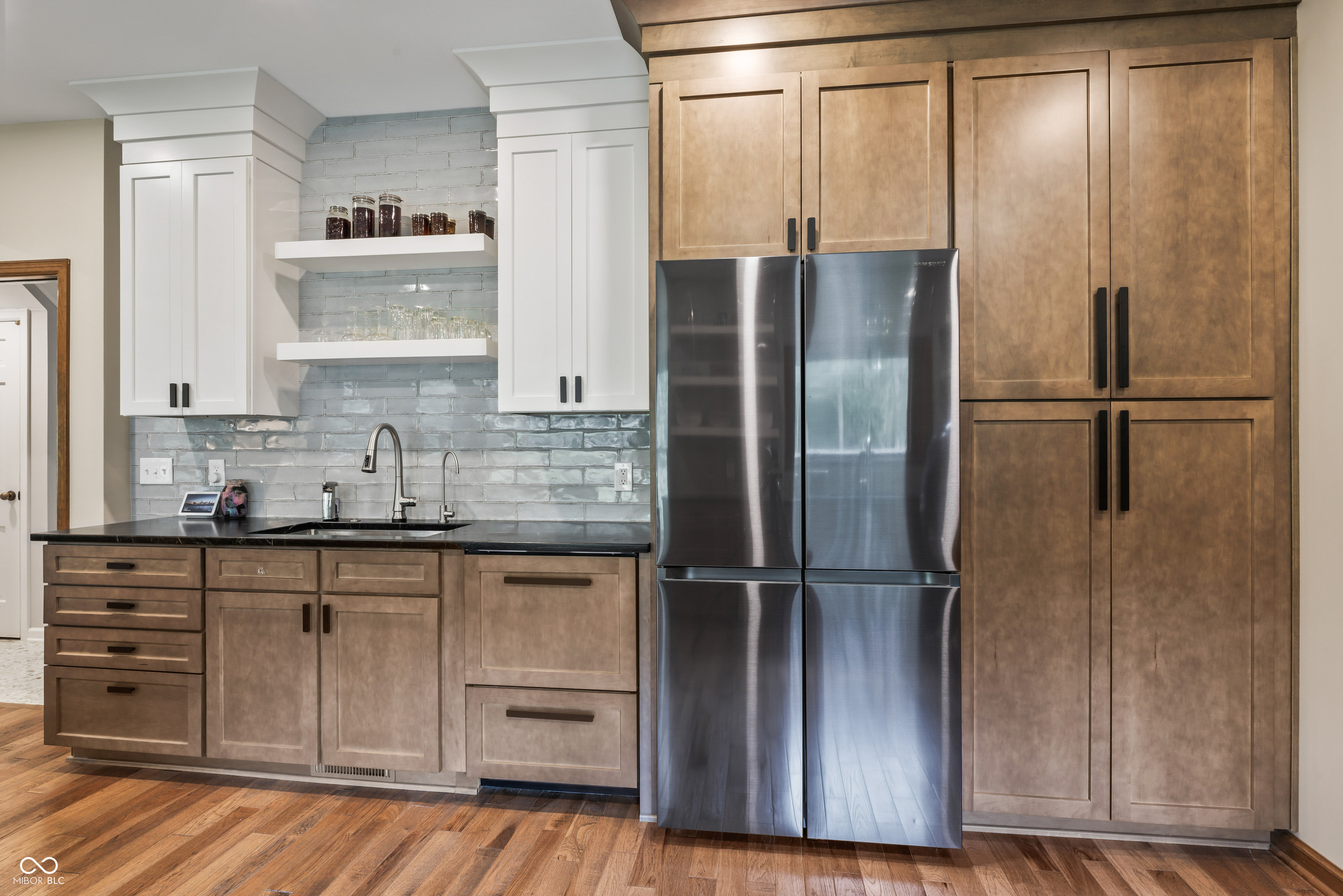 7710 Spring Mill Road Indianapolis, IN 46260 - Photo 14 of 65 Gallery Image 14