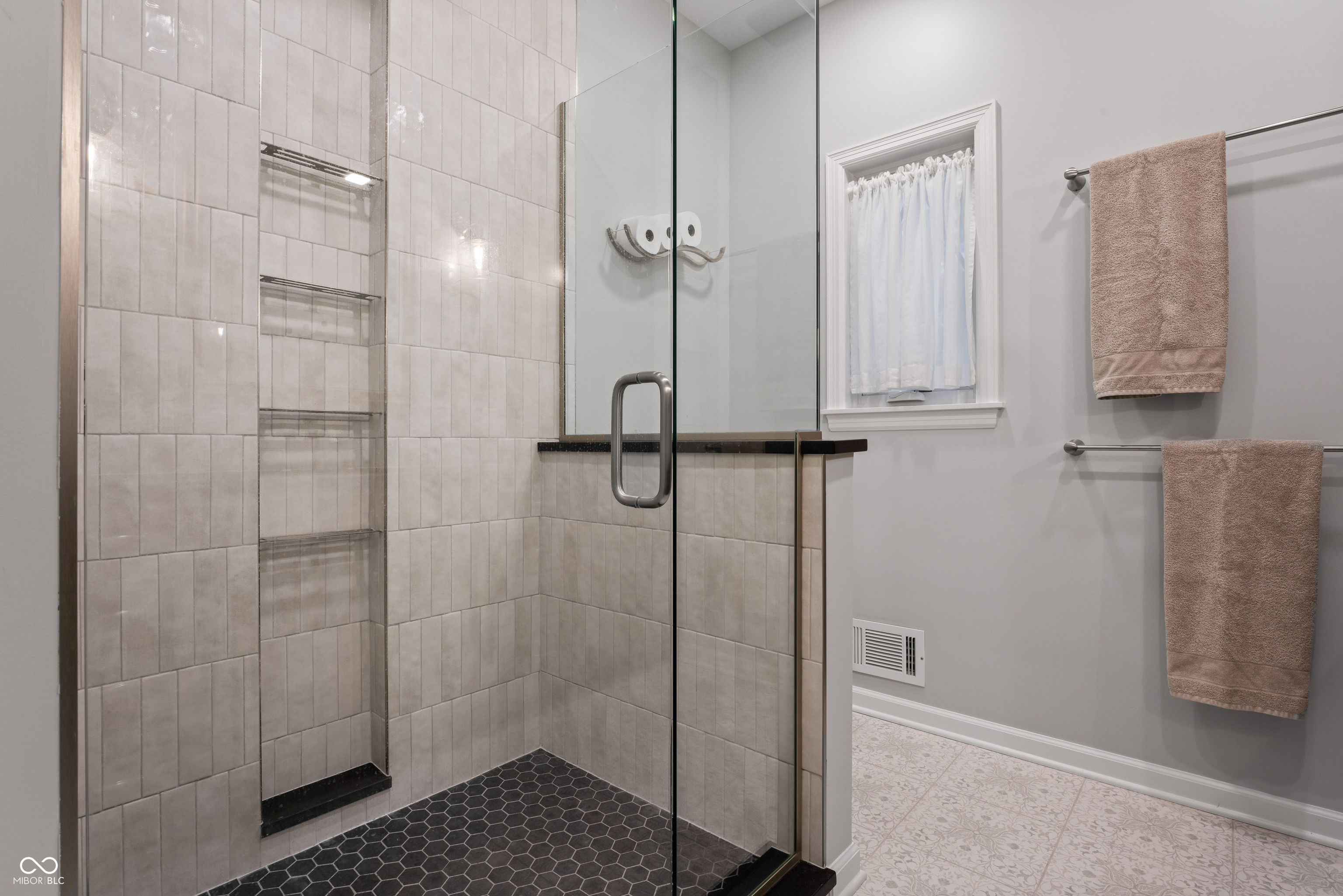 7710 Spring Mill Road Indianapolis, IN 46260 - Photo 26 of 65 Gallery Image 26