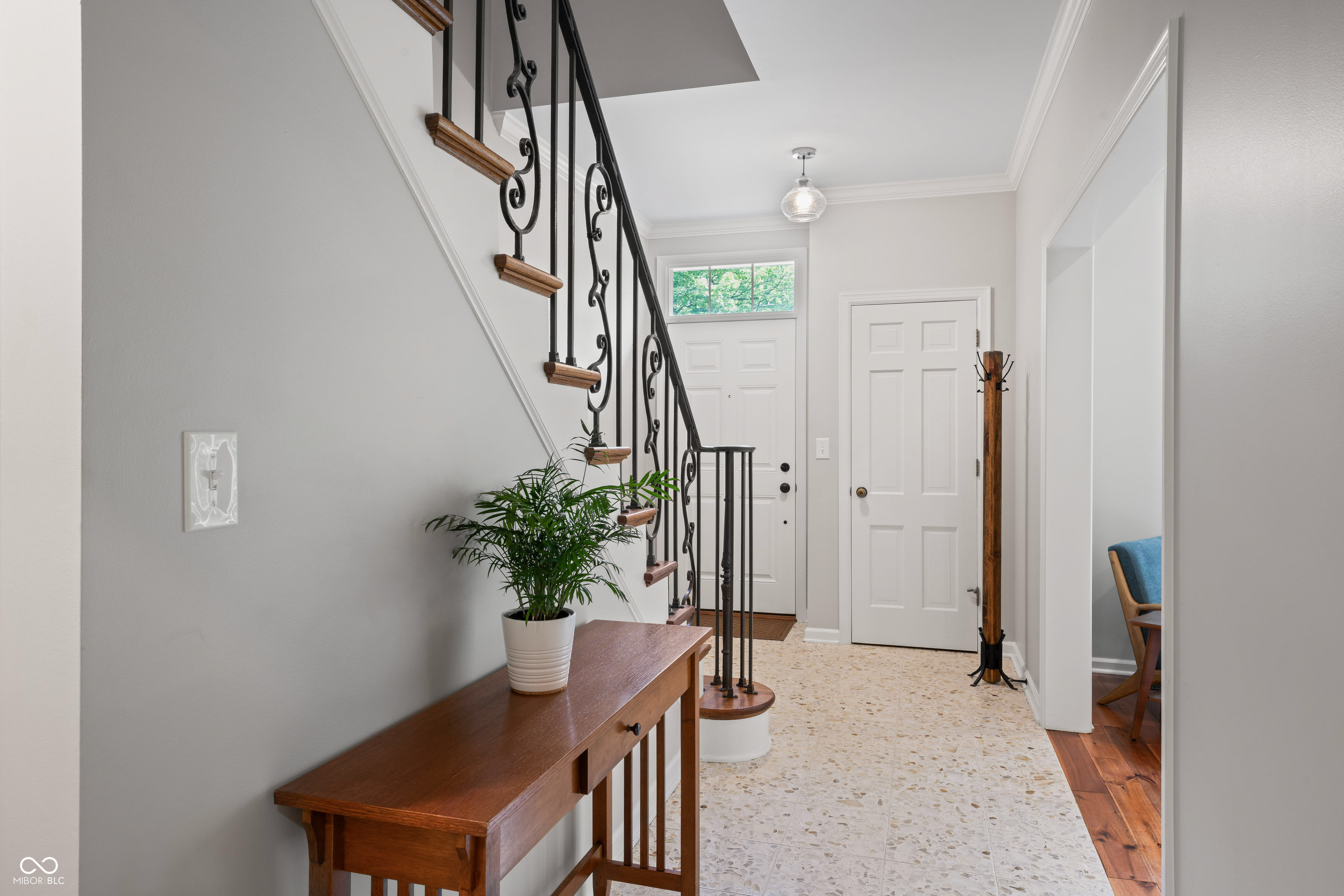 7710 Spring Mill Road Indianapolis, IN 46260 - Photo 7 of 65 Gallery Image 7