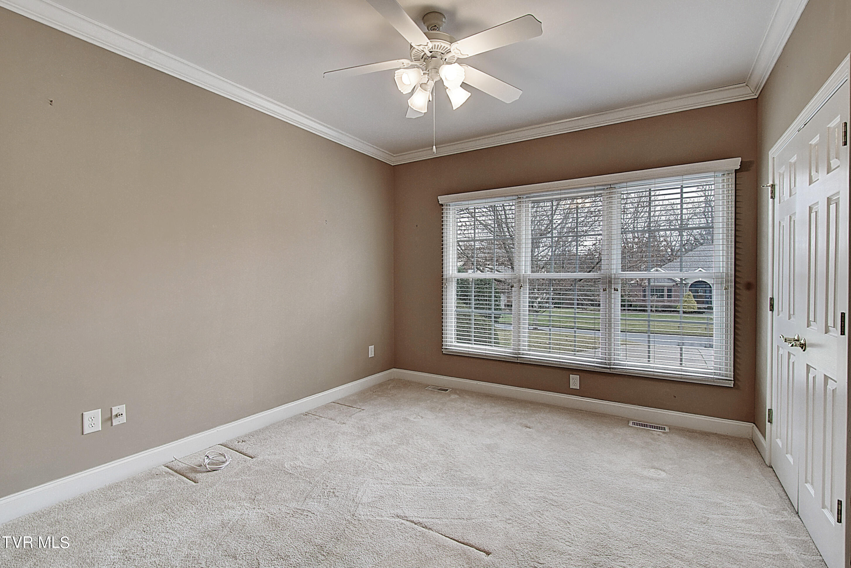 9 Hunters Ridge Road Johnson City, TN 37604 - Photo 25 of 44 DSC_0436And8more