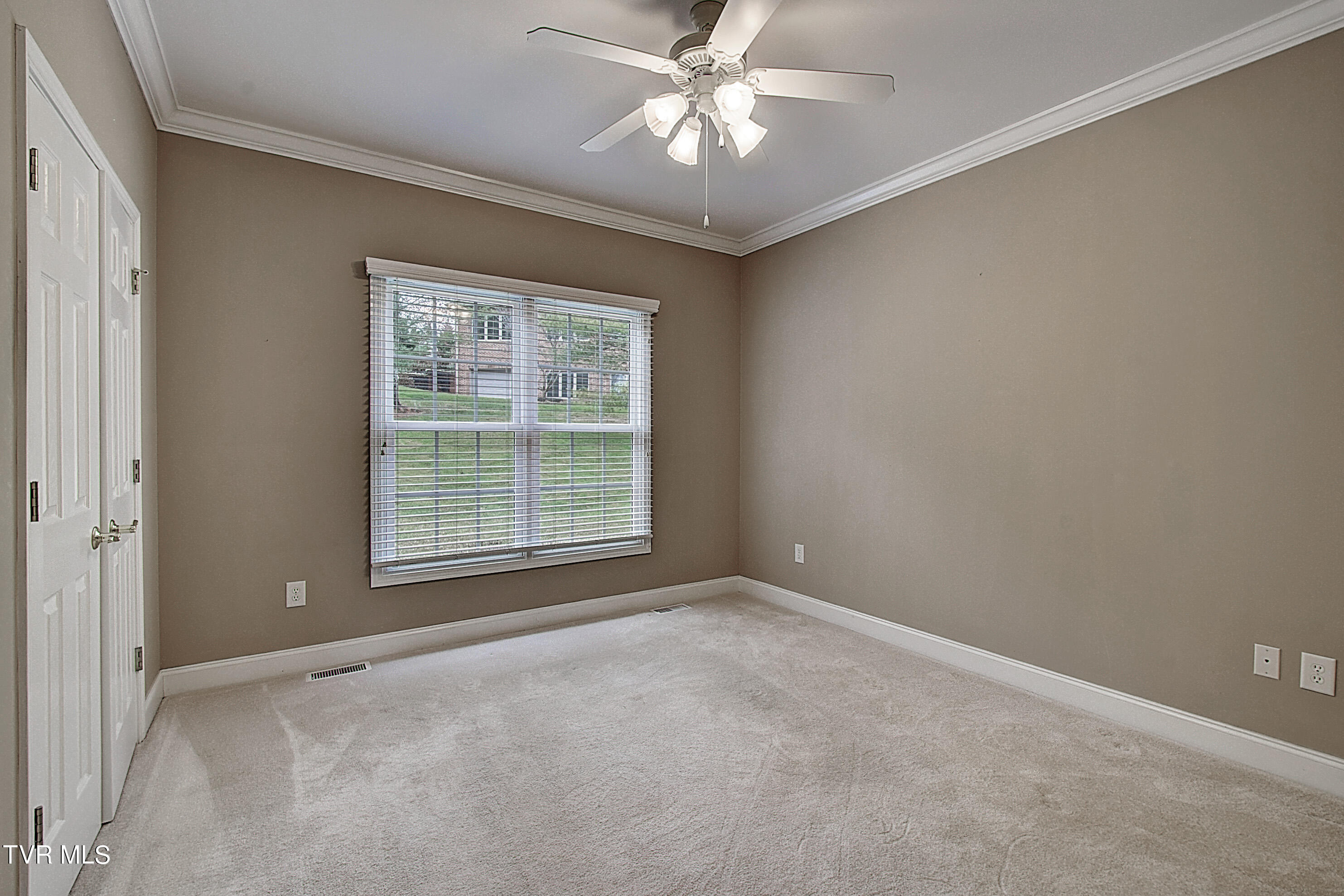 9 Hunters Ridge Road Johnson City, TN 37604 - Photo 27 of 44 DSC_0472And8more