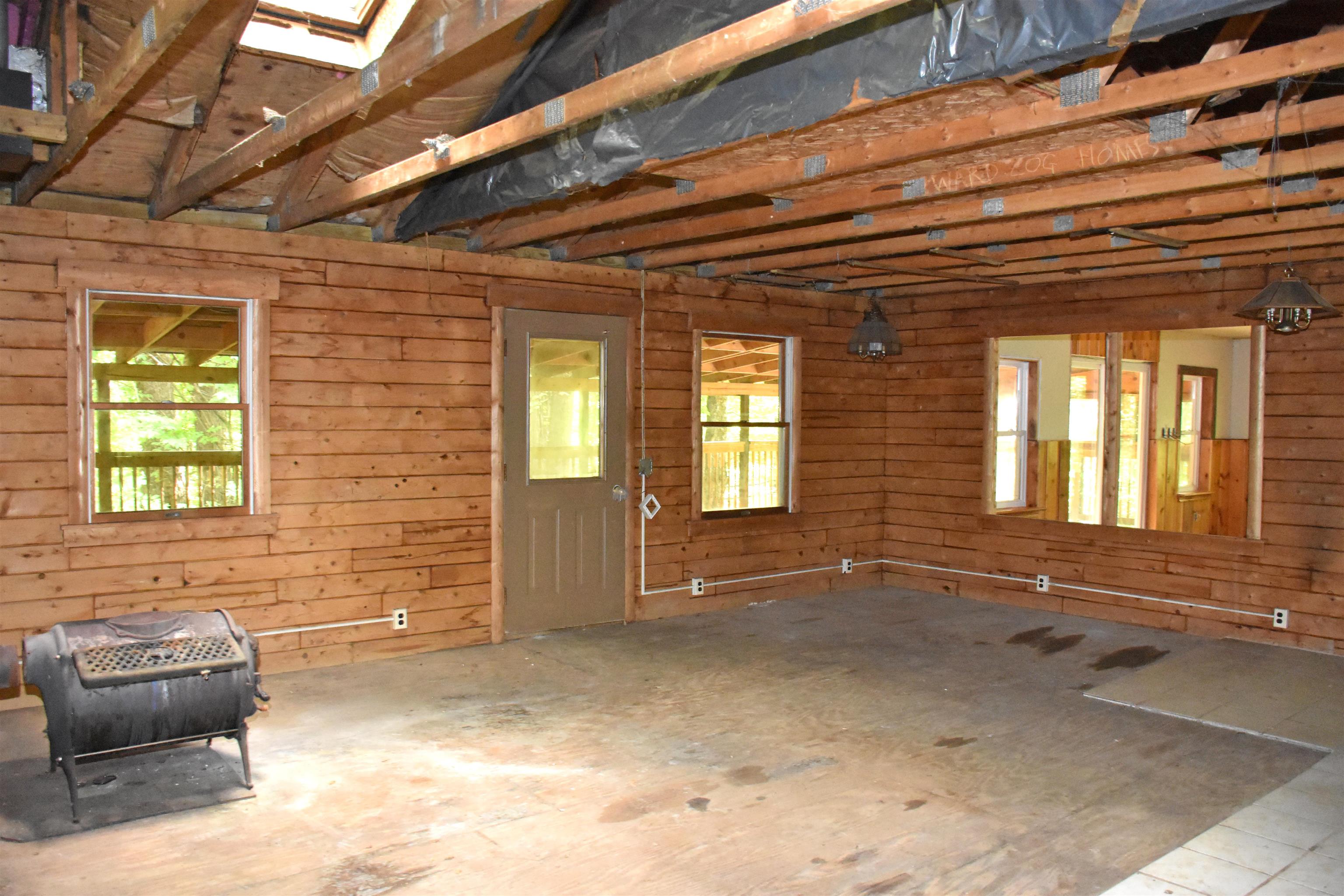 397 Winch Hill Extension Roxbury, VT 05663 - Photo 4 of 49 Gallery Image 4