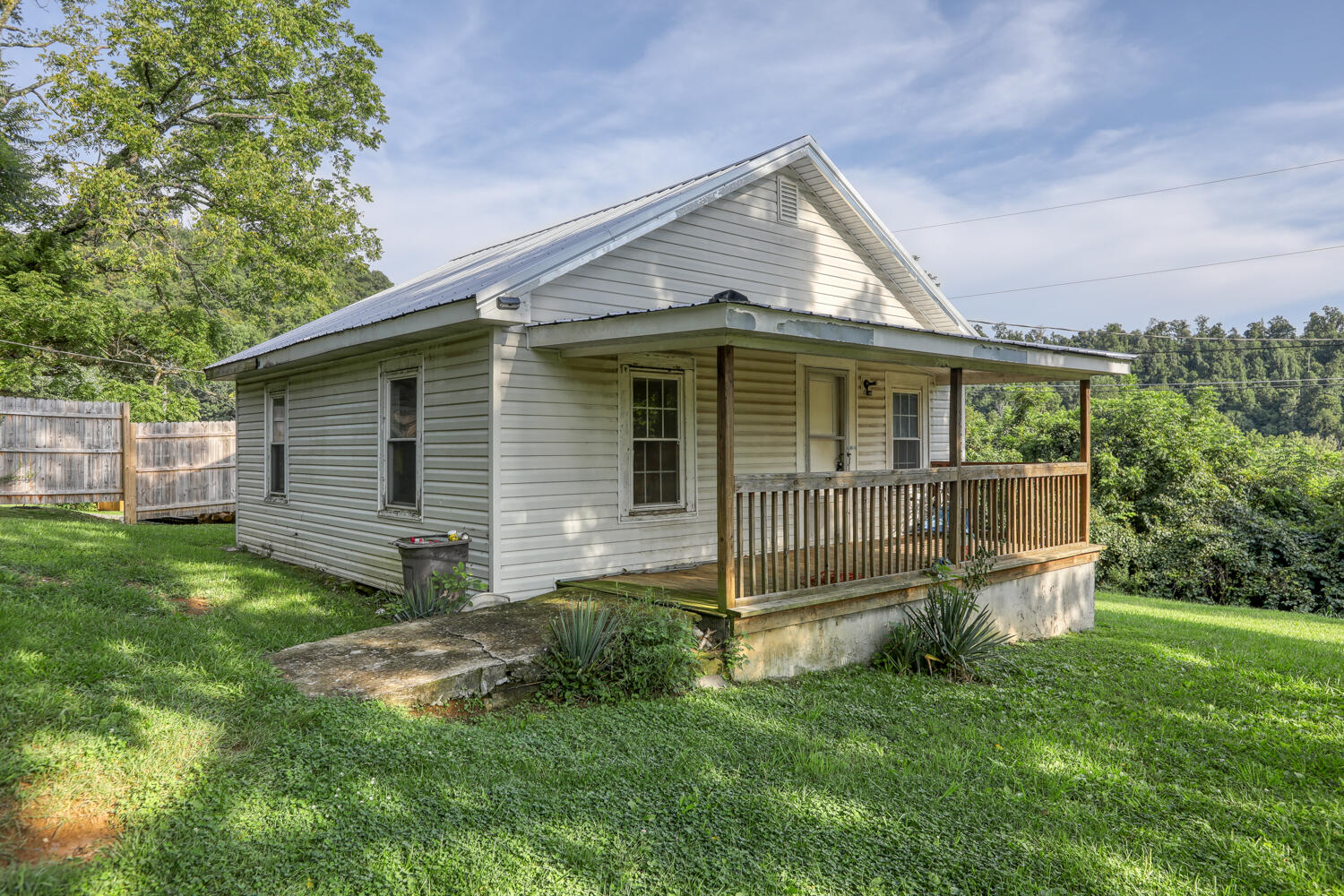 745 Sugar Hollow Road Elizabethton, TN 37643 - Photo 1 of 18 BG. 745 Sugar Hollow. Eliz MLSa (1 of 6