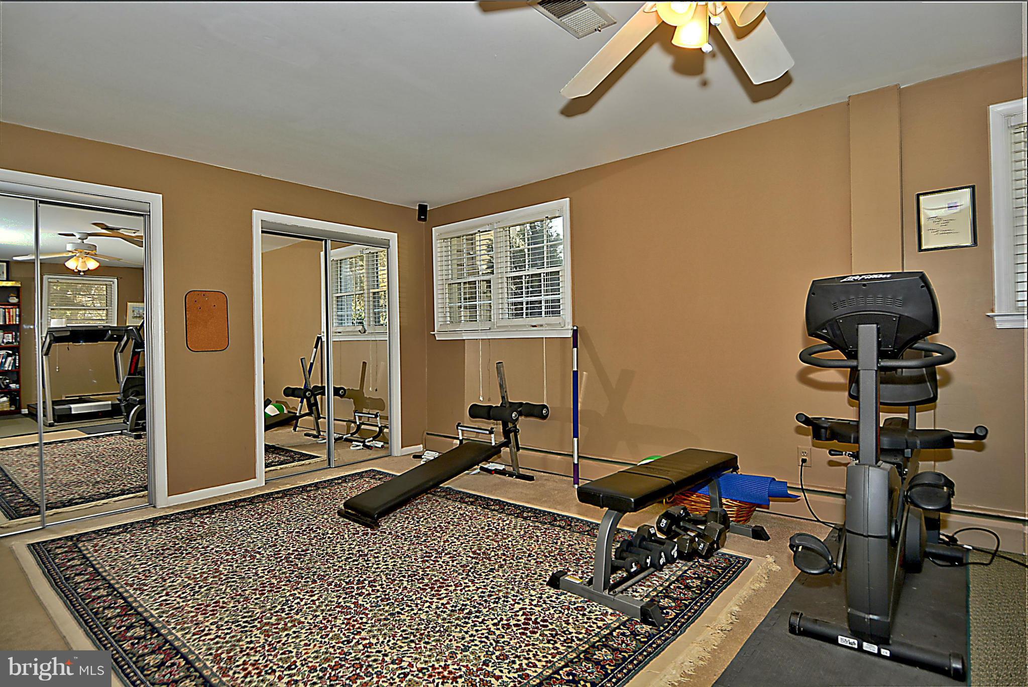 9609 Clarks Crossing Road Vienna, VA 22182 - Photo 23 of 28 Lower leverl bedroom #2