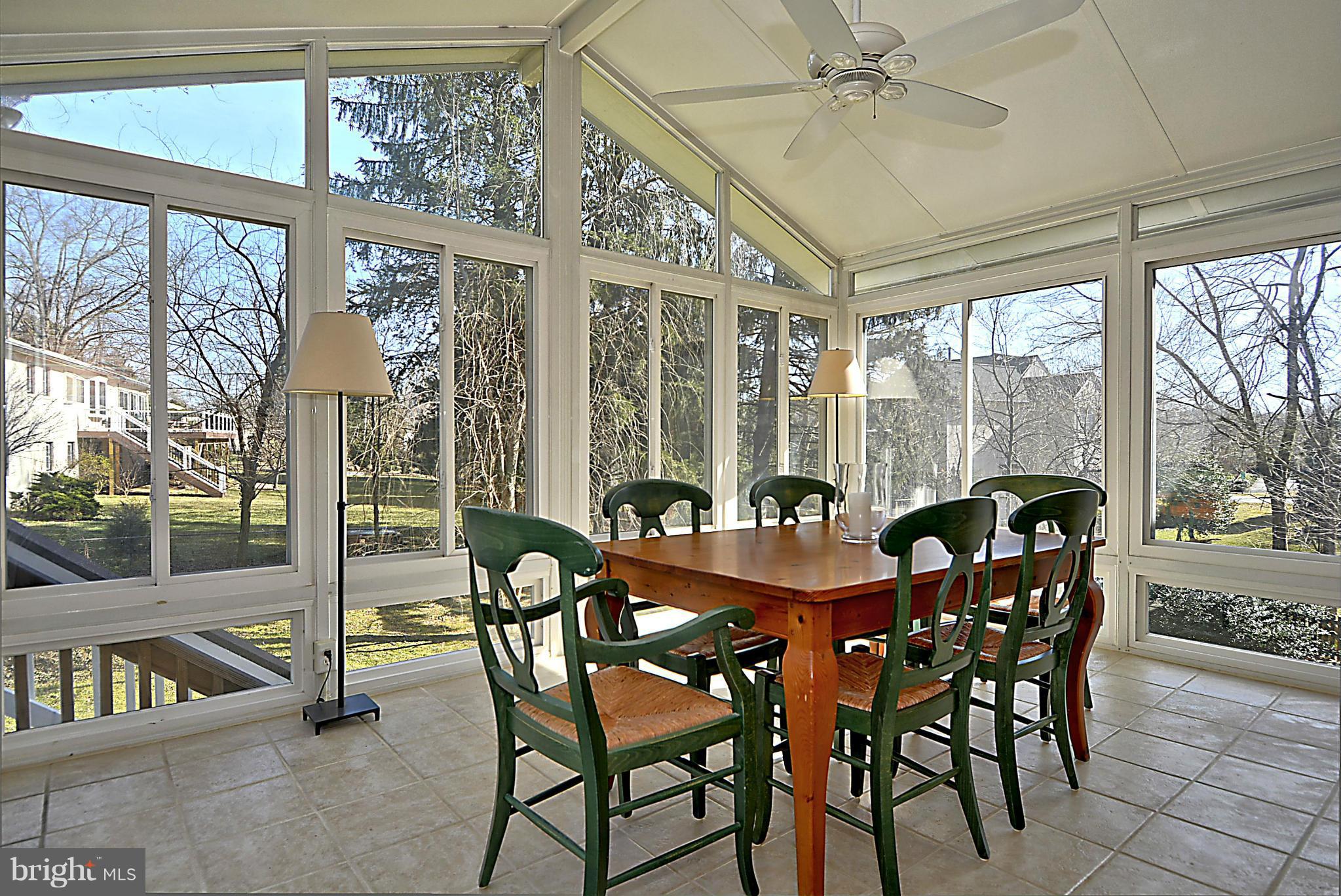 9609 Clarks Crossing Road Vienna, VA 22182 - Photo 9 of 28 Sun room
