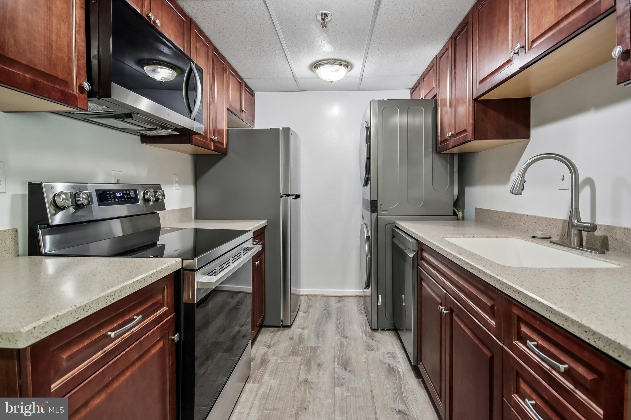 5911 Edsall Road, Unit 309 Alexandria, VA 22304 - Photo 20 of 25