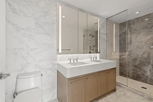 $1,600,000 | 75 Park Lane South, Unit 3407, Jersey City, NJ 07310