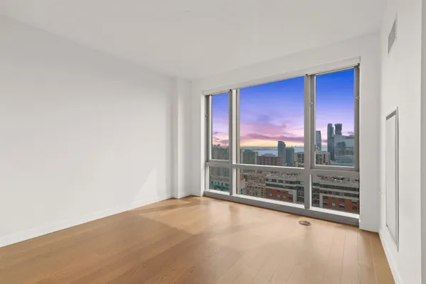 $1,600,000 | 75 Park Lane South, Unit 3407, Jersey City, NJ 07310