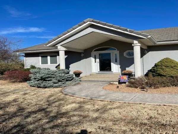 $579,000 | 7200 East Millstream Road, Kechi, KS 67067