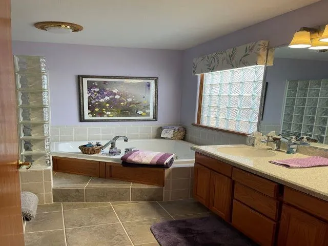 $579,000 | 7200 East Millstream Road, Kechi, KS 67067