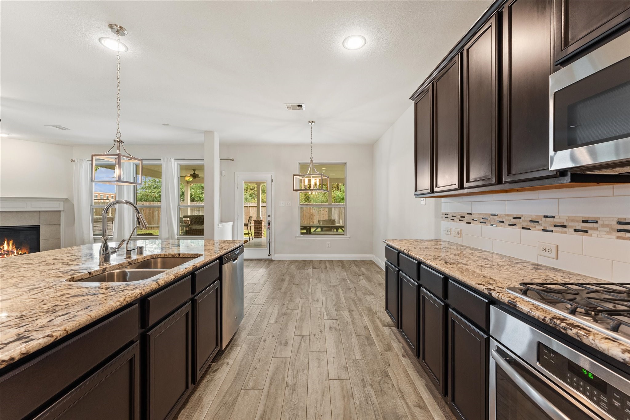 3402 Dryer Park Drive Spring, TX 77373 - Photo 13 of 40