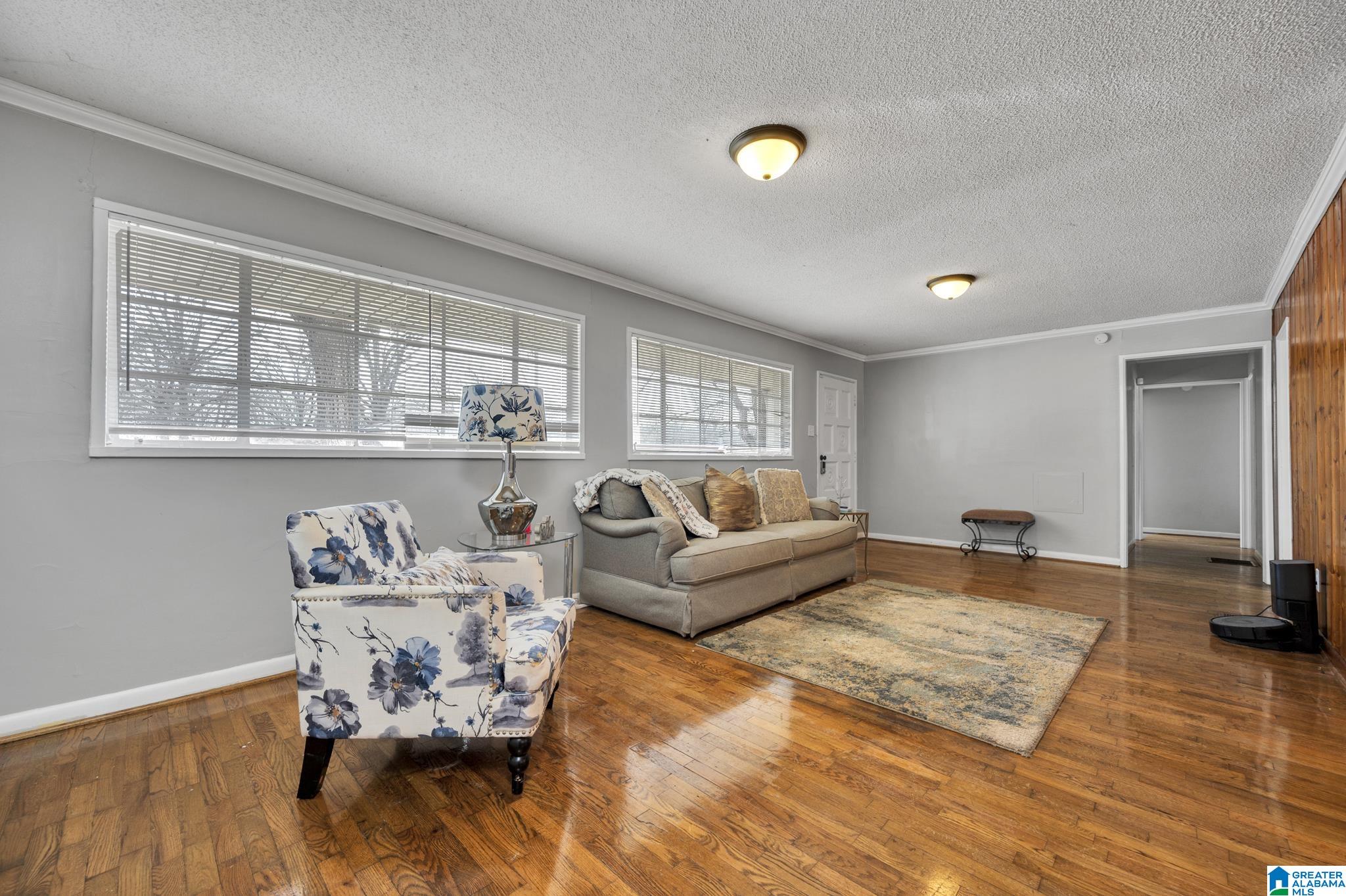216 Ivy Avenue Bessemer, AL 35023 - Photo 10 of 25