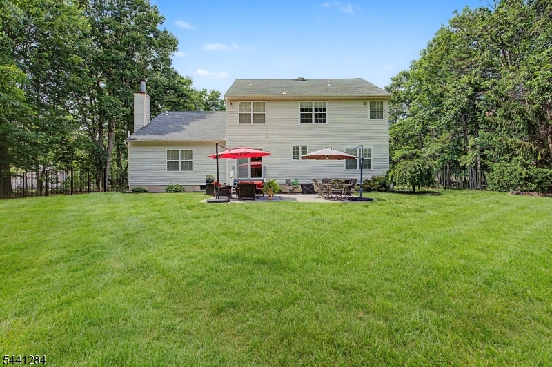6 Drift Road Freehold, NJ 07728 - Photo 7 of 26