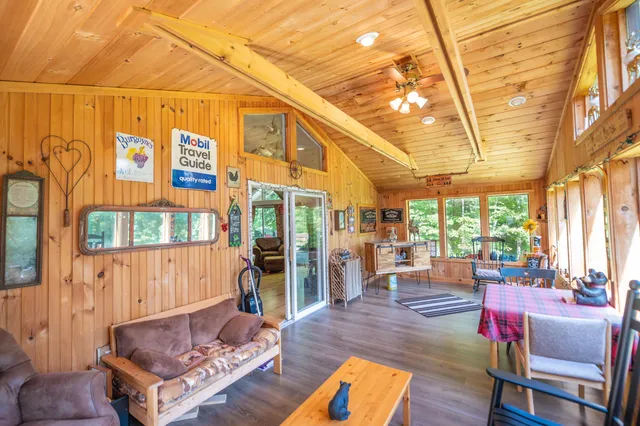 $649,000 | 14 Johnson Hill Road, West Dover, VT 05356