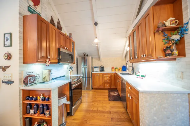 $649,000 | 14 Johnson Hill Road, West Dover, VT 05356