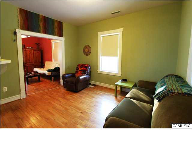 330 Monticello Road Charlottesville, VA 22902 - Photo 4 of 19 Warm and spacious rooms.