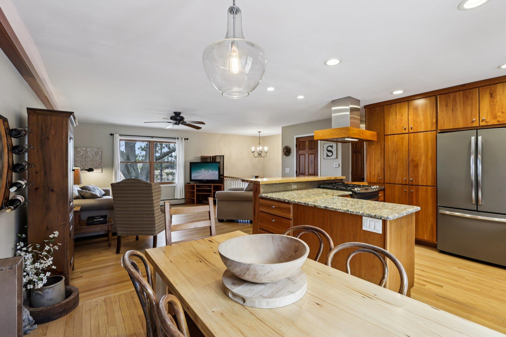 1686 Sand Hill Road Oregon, WI 53575 - Photo 11 of 47