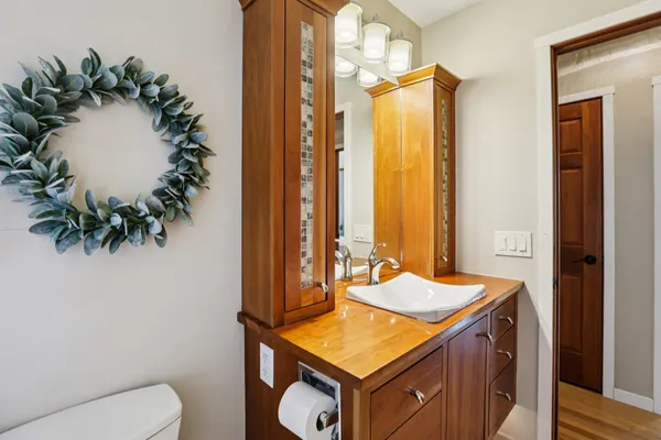 $449,900 | 1686 Sand Hill Road, Oregon, WI 53575