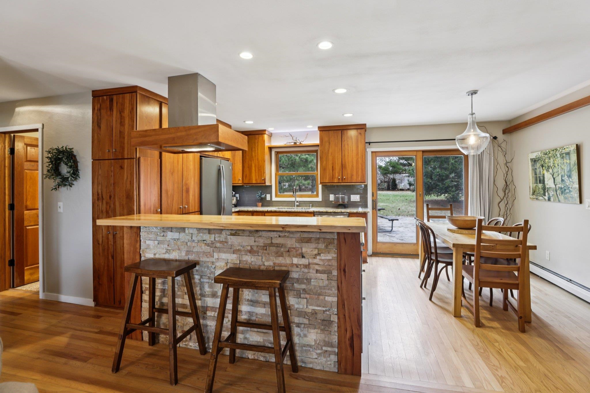 1686 Sand Hill Road Oregon, WI 53575 - Photo 7 of 47