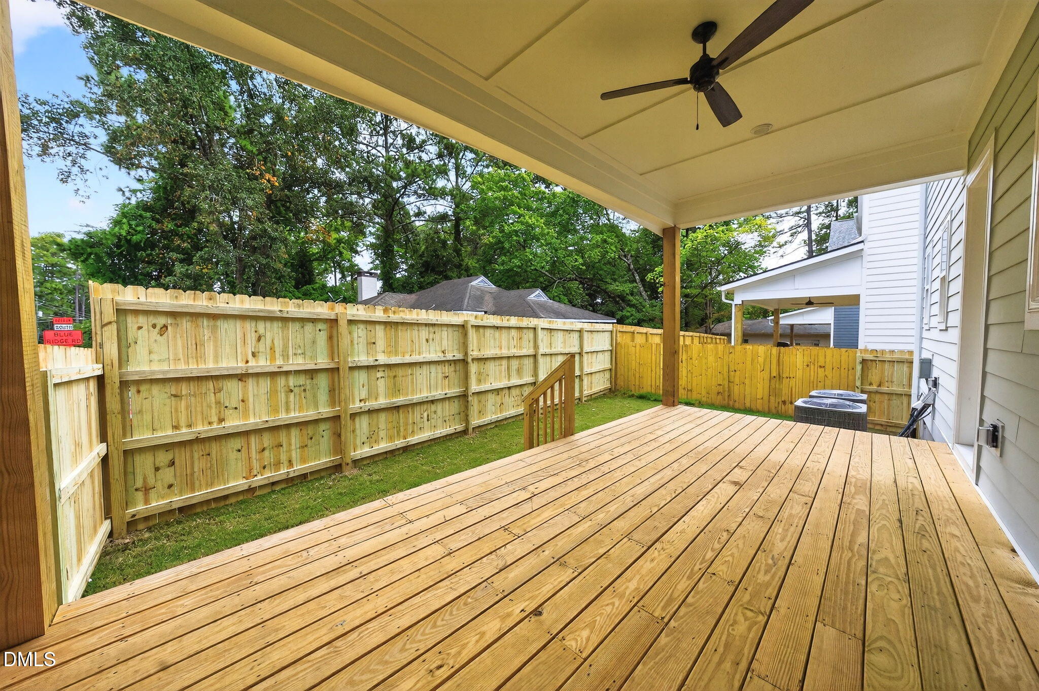 901 Deboy Street Raleigh, NC 27606 - Photo 31 of 32 30-web-or-mls-014_901 Deboy st-23