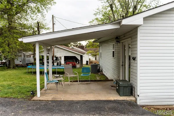 $155,000 | 311 Harold Street, Crocker, MO 65452