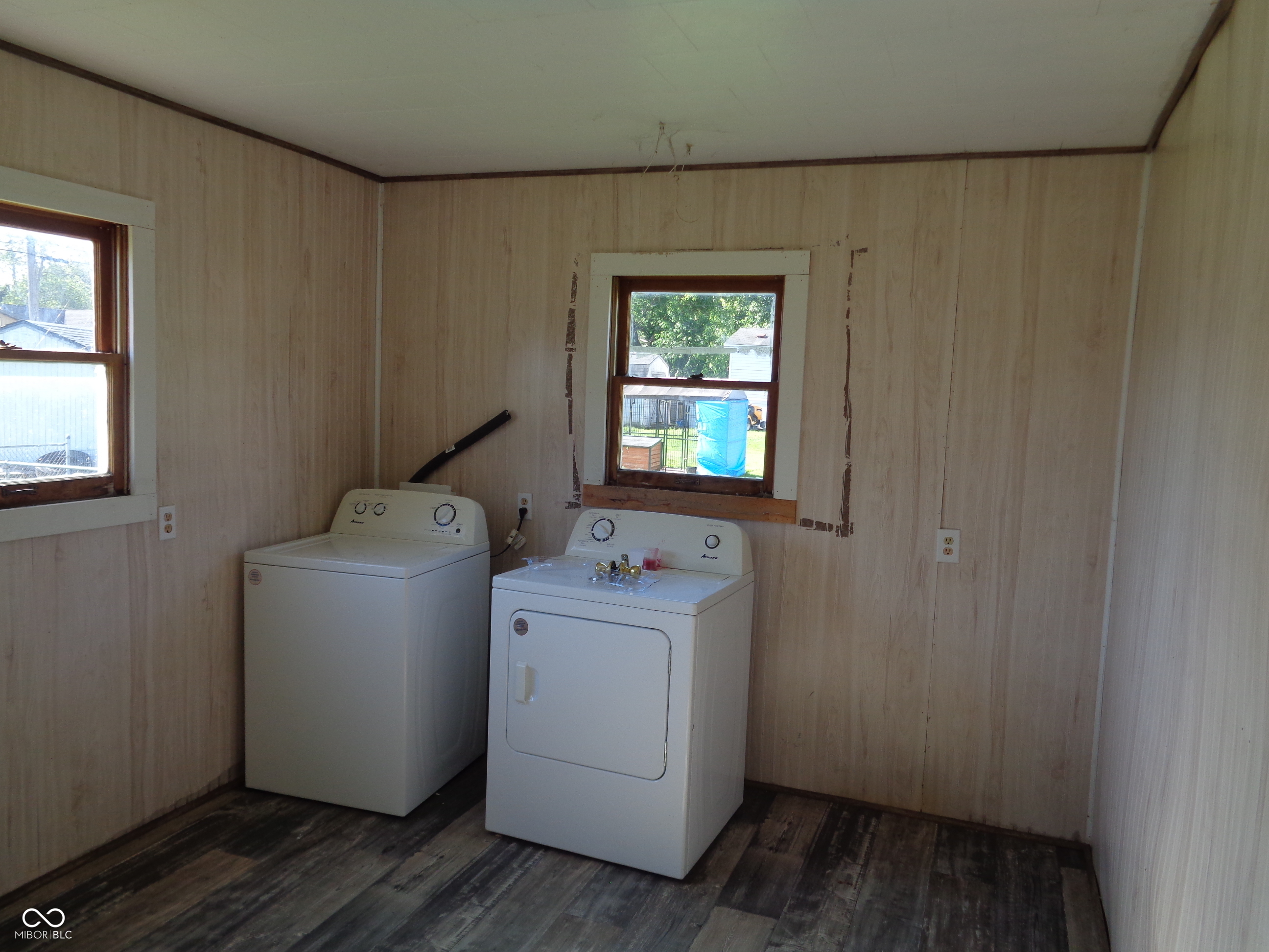 400 South Division Street Cayuga, IN 47928 - Photo 14 of 36