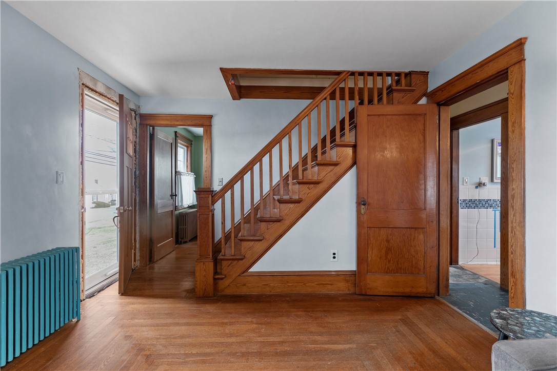178 Middle Road Portsmouth, RI 02871 - Photo 6 of 45
