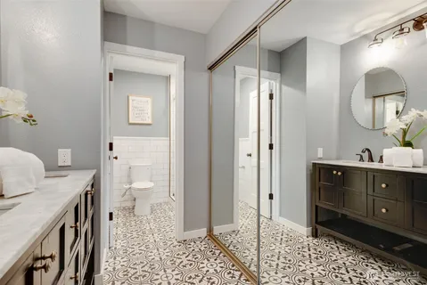 $898,000 | 9715 Northeast Juanita Drive, Unit 206B, Kirkland, WA 98034