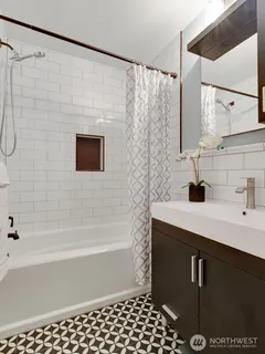 $898,000 | 9715 Northeast Juanita Drive, Unit 206B, Kirkland, WA 98034