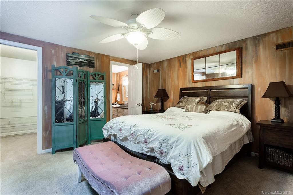 6723 Love Point Road Denver, NC 28037 - Photo 20 of 33 Gallery Image 20