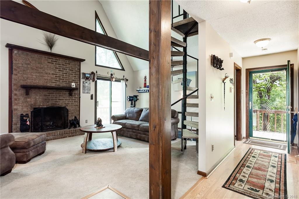 6723 Love Point Road Denver, NC 28037 - Photo 4 of 33 Gallery Image 4
