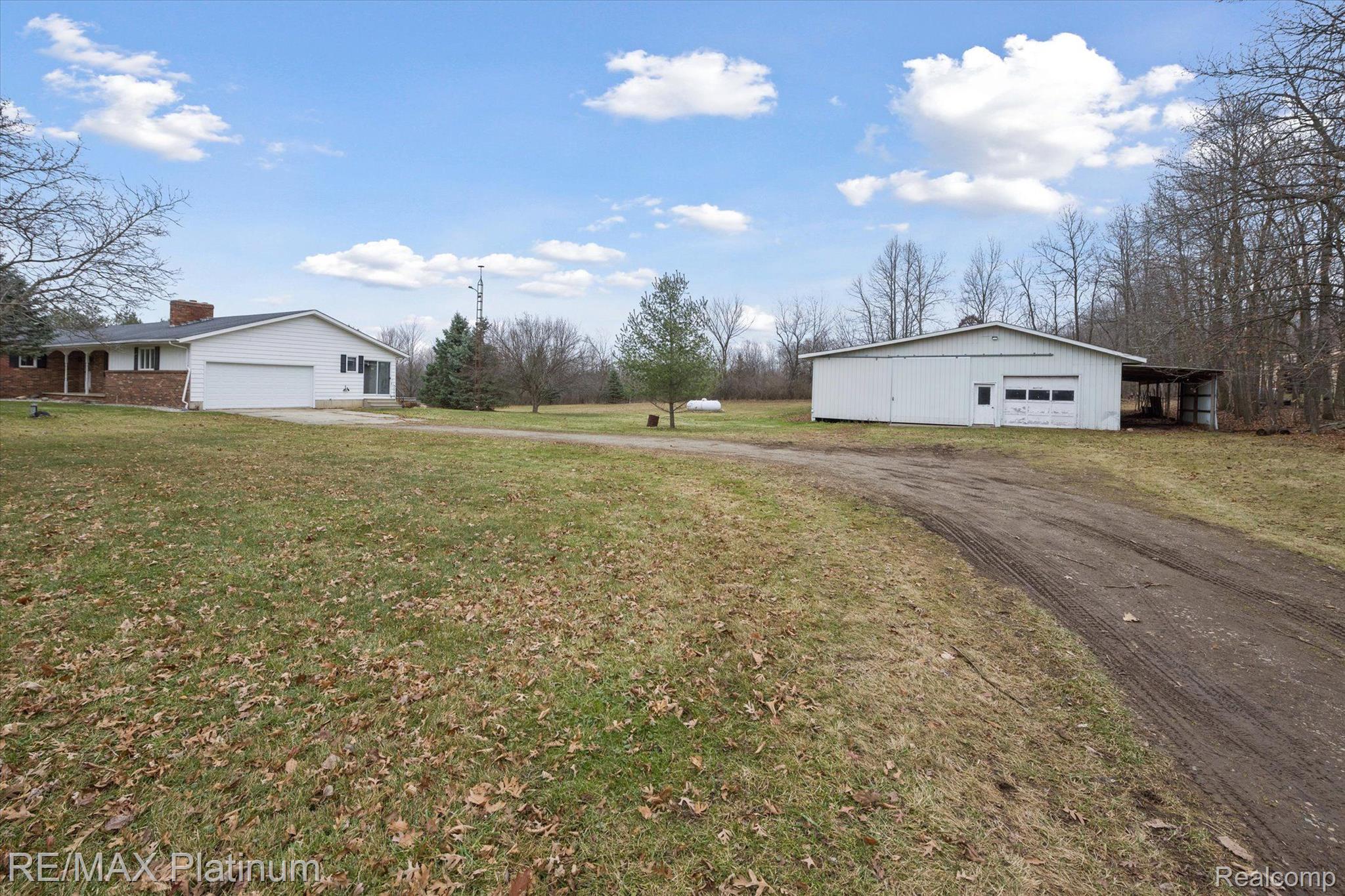 2783 South Ruess Road Owosso, MI 48867 - Photo 28 of 34 Gallery Image 28