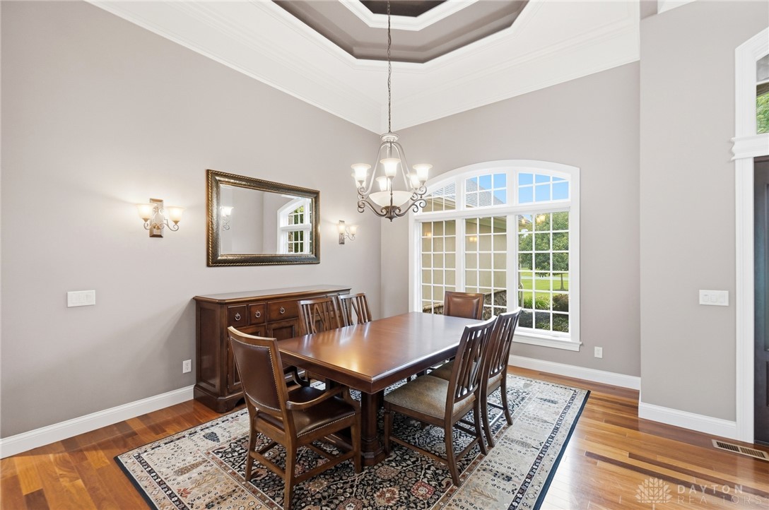 8010 Country Brook Court Springboro, OH 45066 - Photo 9 of 47