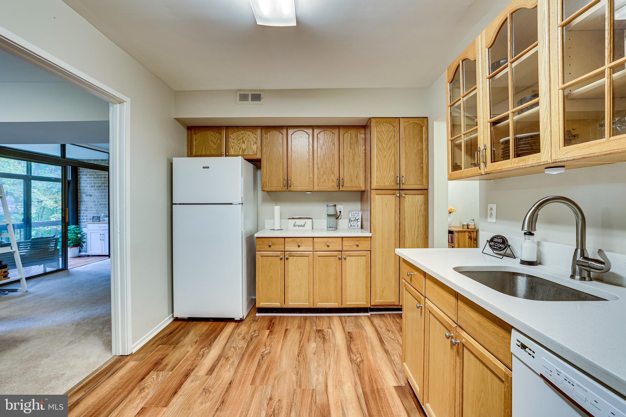 1631 Parkcrest Circle, Unit 200 Reston, VA 20190 - Photo 20 of 45