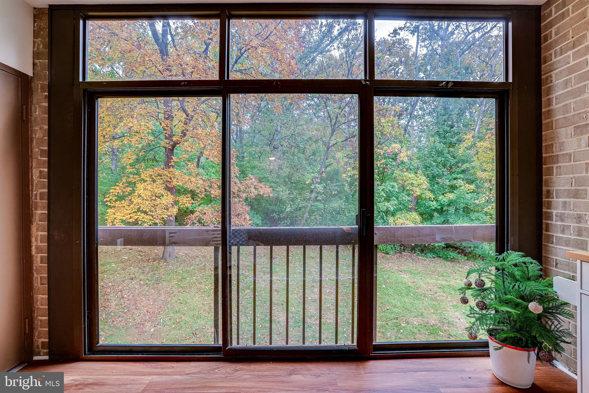 1631 Parkcrest Circle, Unit 200 Reston, VA 20190 - Photo 4 of 45
