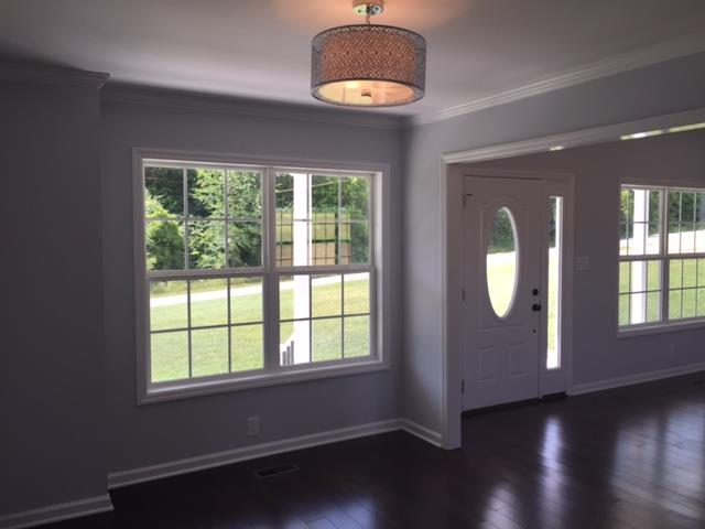 2041 Rieves Bend Road Columbia, TN 38401 - Photo 4 of 20 Gallery Image 4