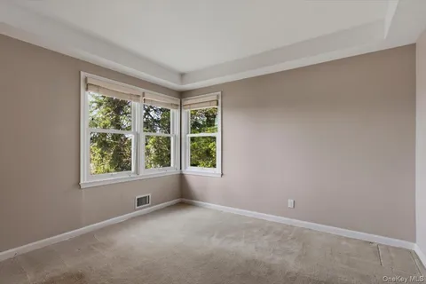 $695,000 | 35 Forest Avenue, Ossining, NY 10562