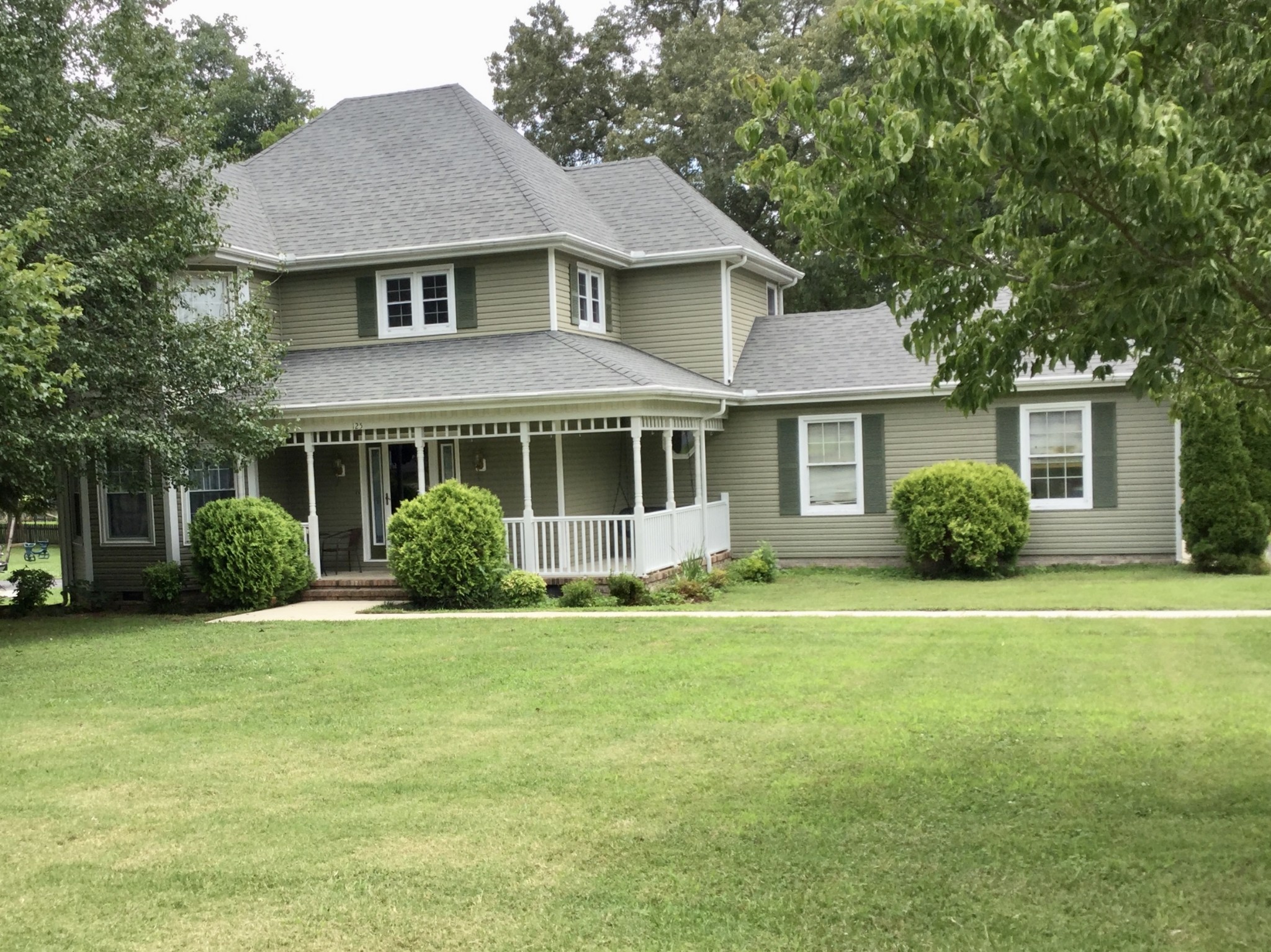 125 Breckenridge Road Tullahoma, TN 37388 - Photo 1 of 38 Gallery Image 1