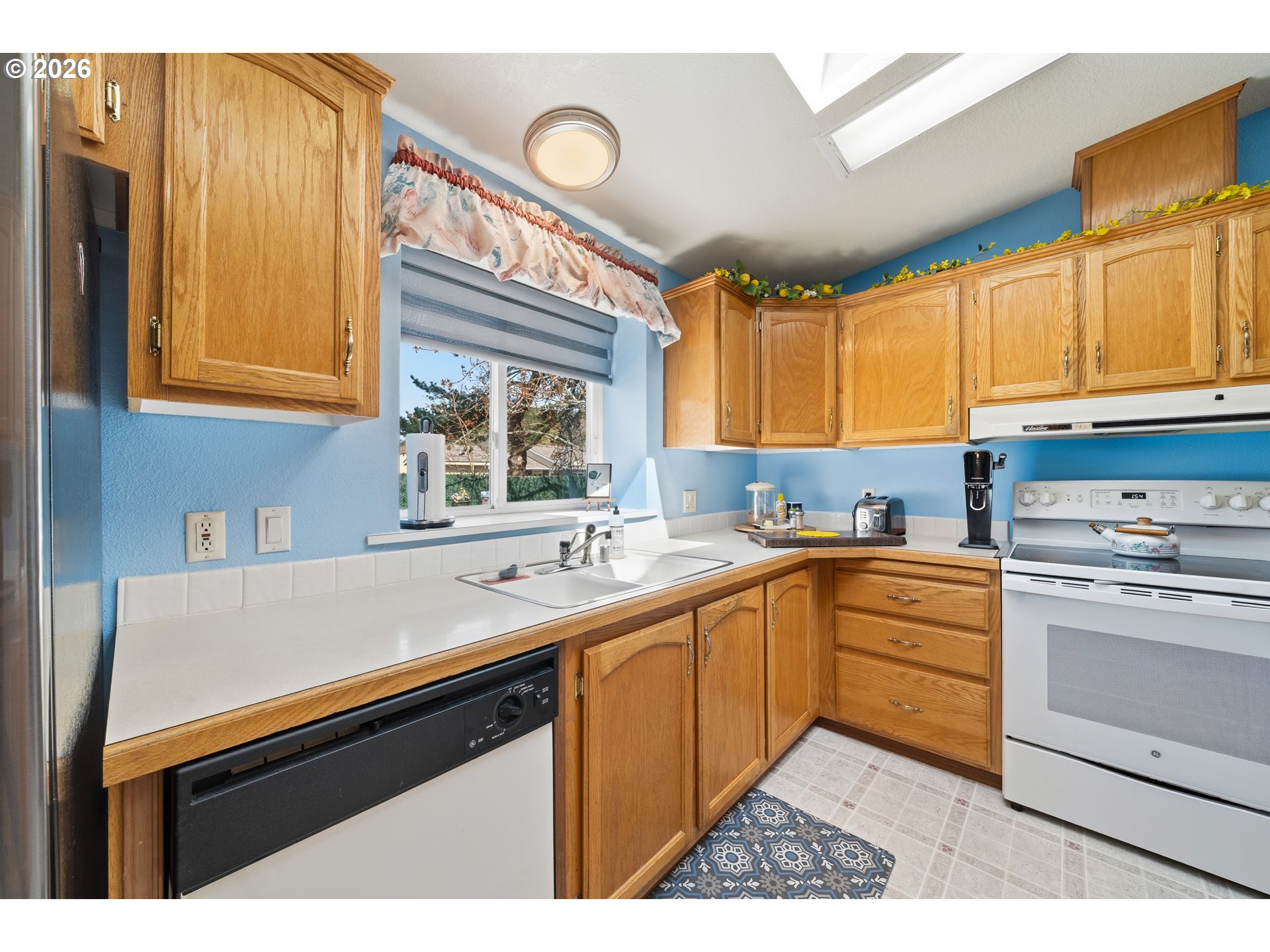 11630 Bay Place Nehalem, OR 97131 - Photo 11 of 41