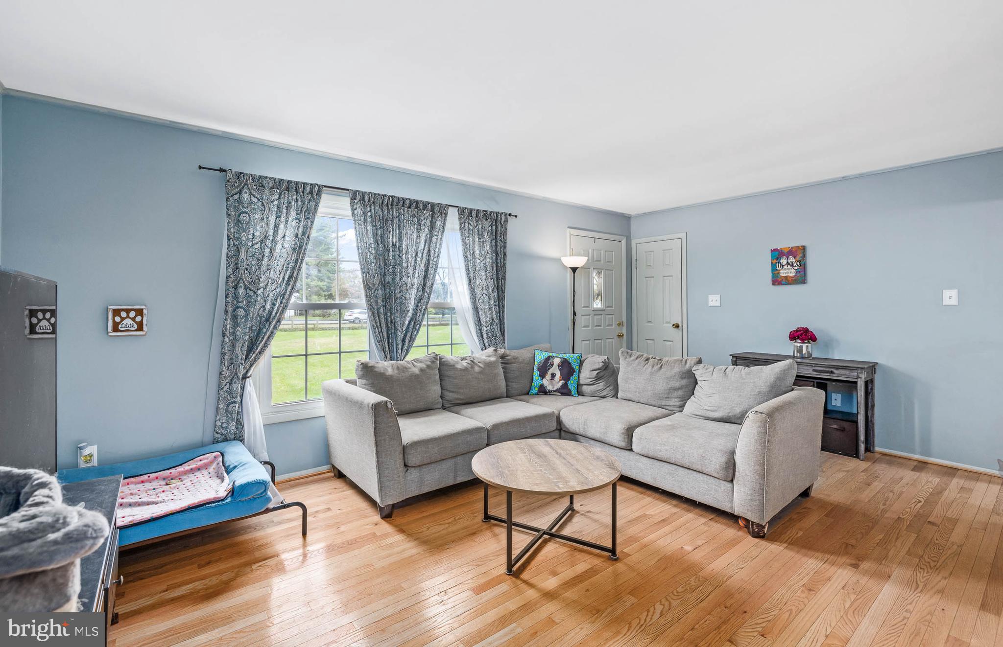 15017 Rolling Ridge Road Haymarket, VA 20169 - Photo 18 of 46 Family Room