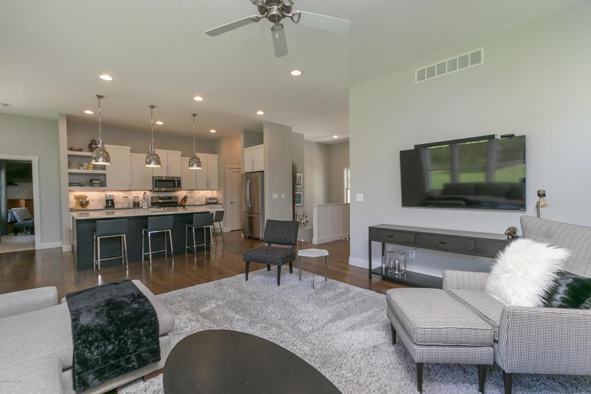 7224 Siems Lane Northeast Rochester, MN 55906 - Photo 7 of 42 Gallery Image 7