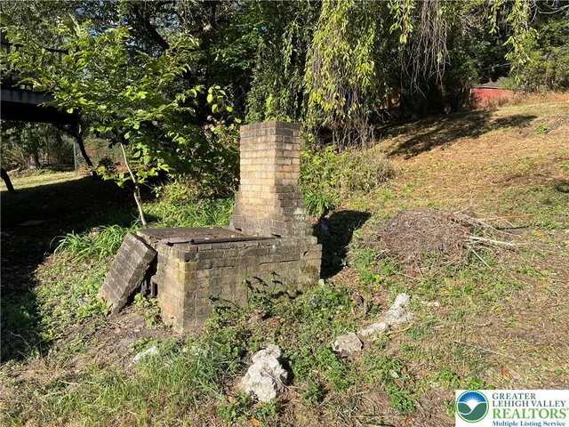 a view of outdoor space