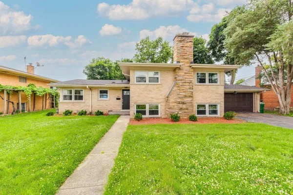 $659,500 | 2913 West Sibley Street, Park Ridge, IL 60068