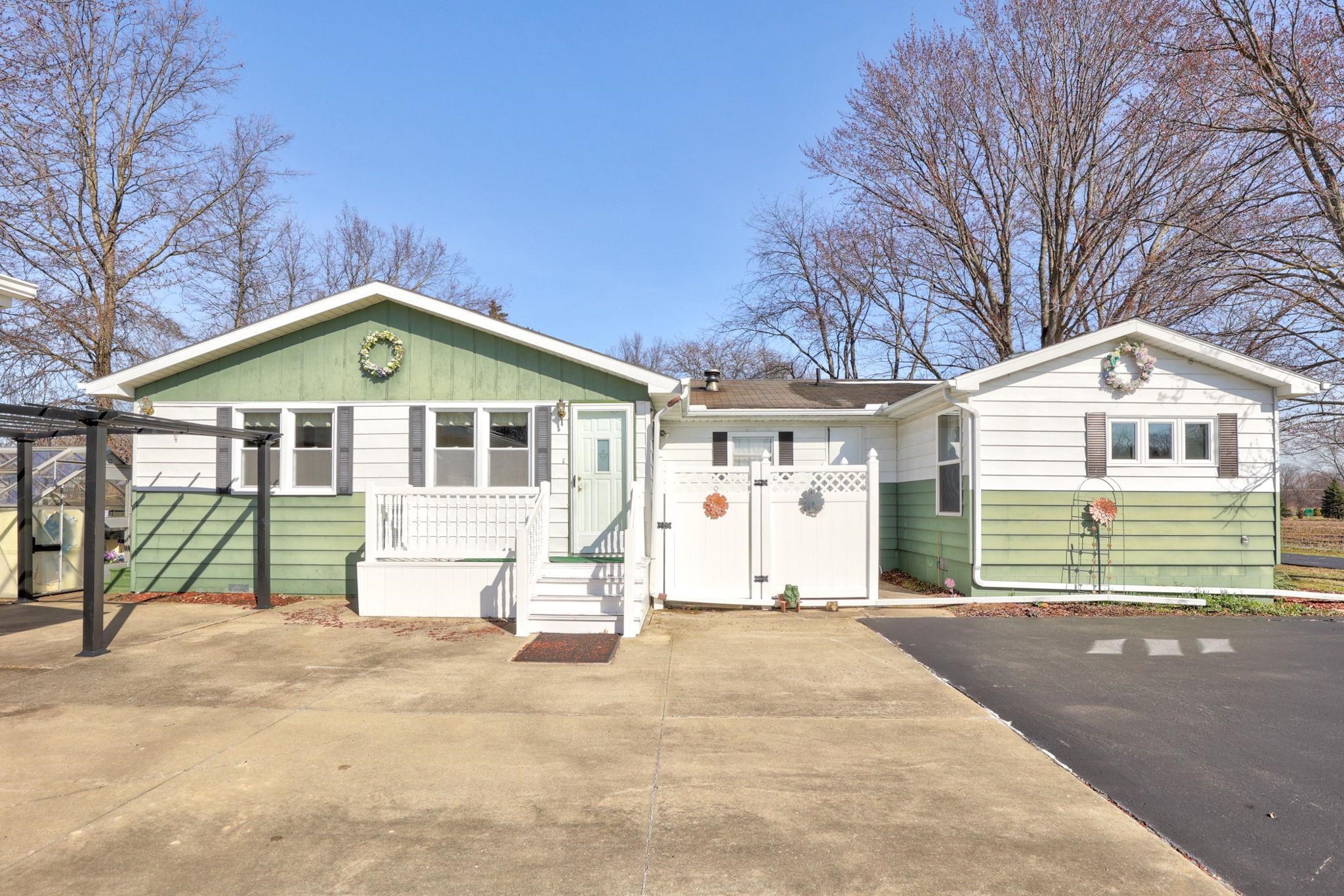 6262 Curtis Road Bridgeport, MI 48722 - Photo 32 of 82
