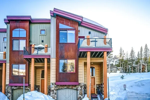 a view of outdoor space and shower