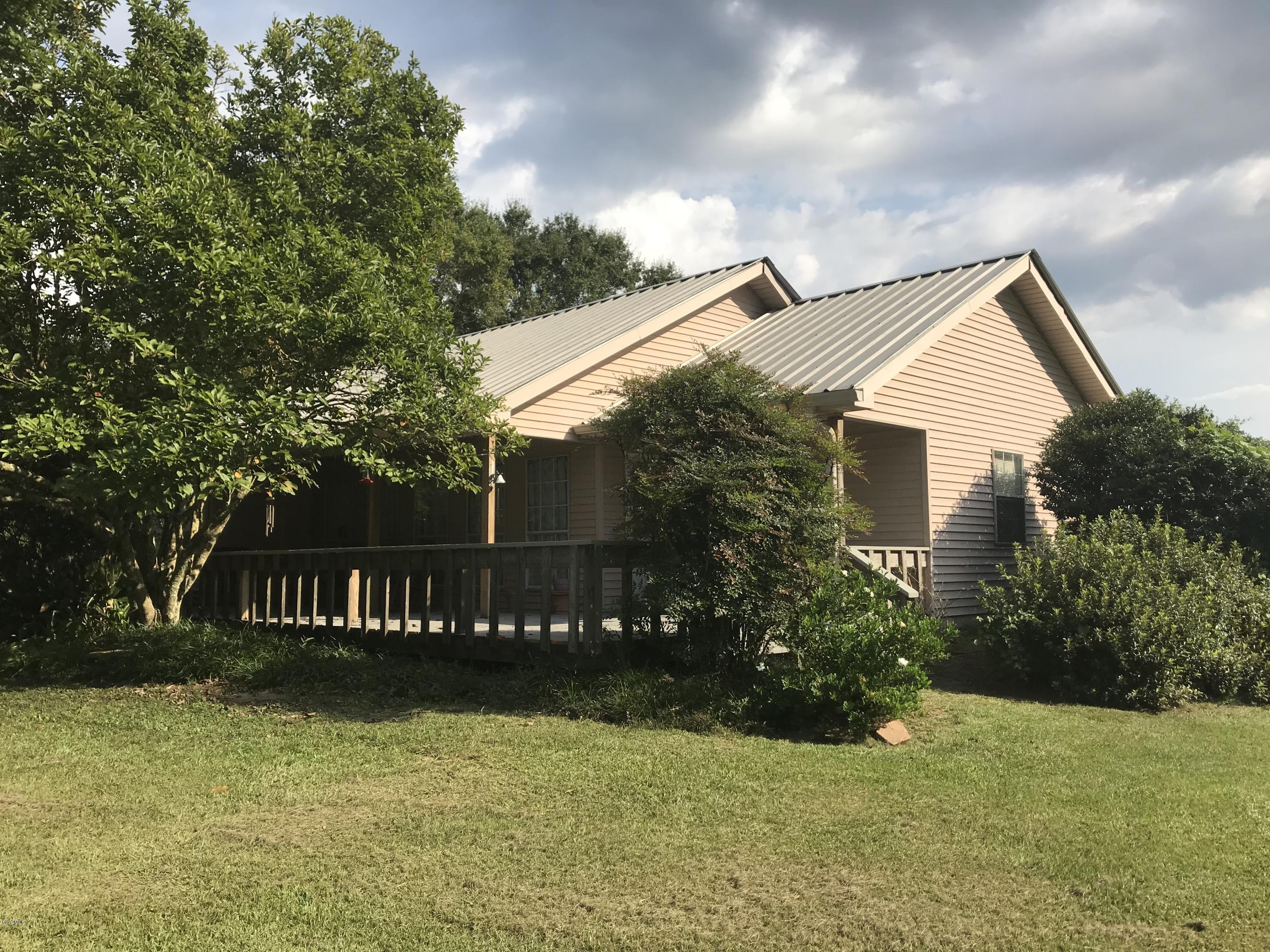 134 Riley Boone Road Carriere, MS 39426 - Photo 1 of 22 IMG_6624