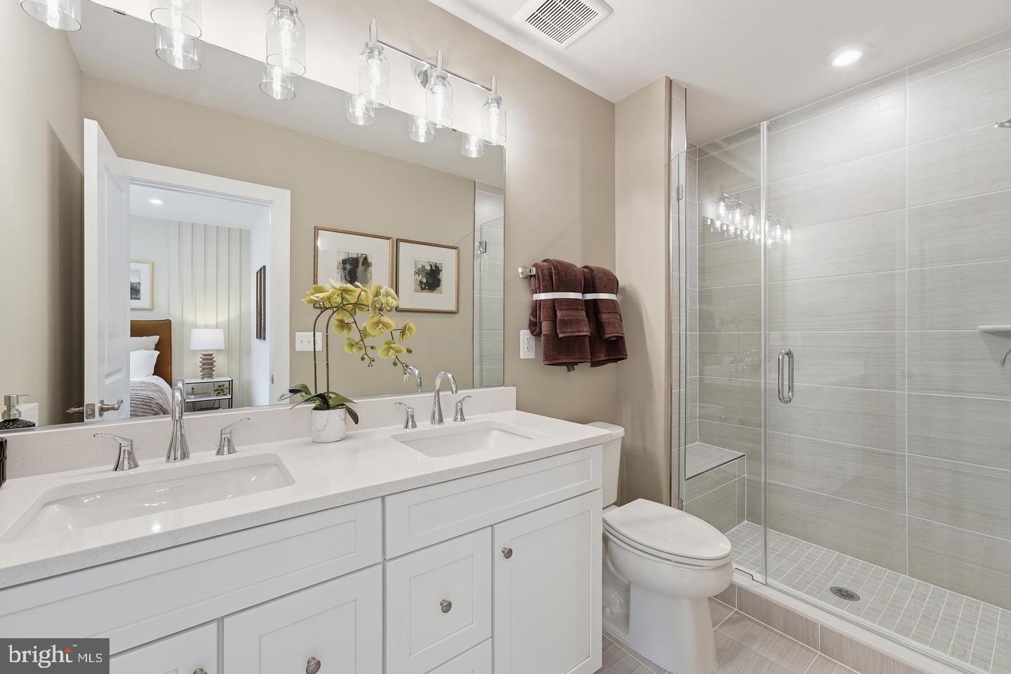 4006 Ridge Line Road Woodbridge, VA 22193 - Photo 24 of 39 Gallery Image 24