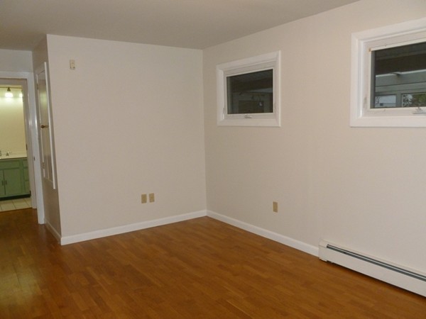 178 Hollis Road Lunenburg, MA 01462 - Photo 17 of 30