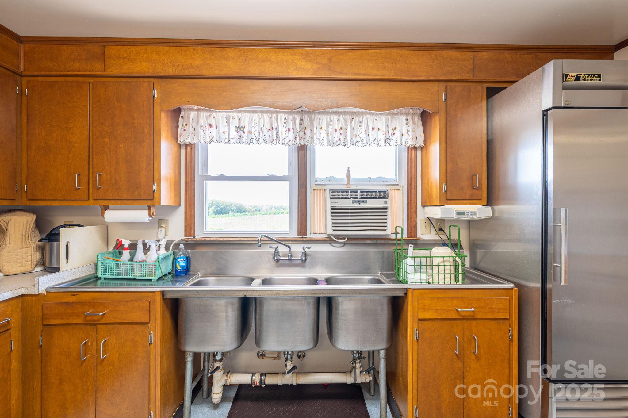 2482 June Bug Road Vale, NC 28168 - Photo 18 of 32